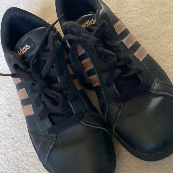 adidas Other - NWT Adidas Black with Gold Stripes low top sneakers